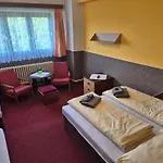 Juniorhotel Roxana Hotell