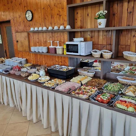 Отель Juniorhotel Roxana Horni Rokytnice